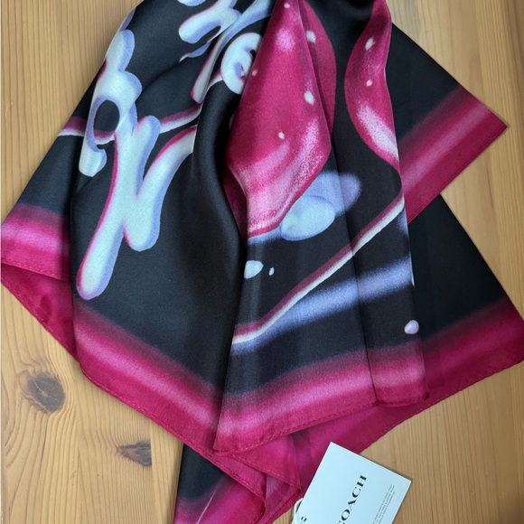 🍒 Coach Airbrushed Cherry Print Silk Bandana - Picture 7 of 7